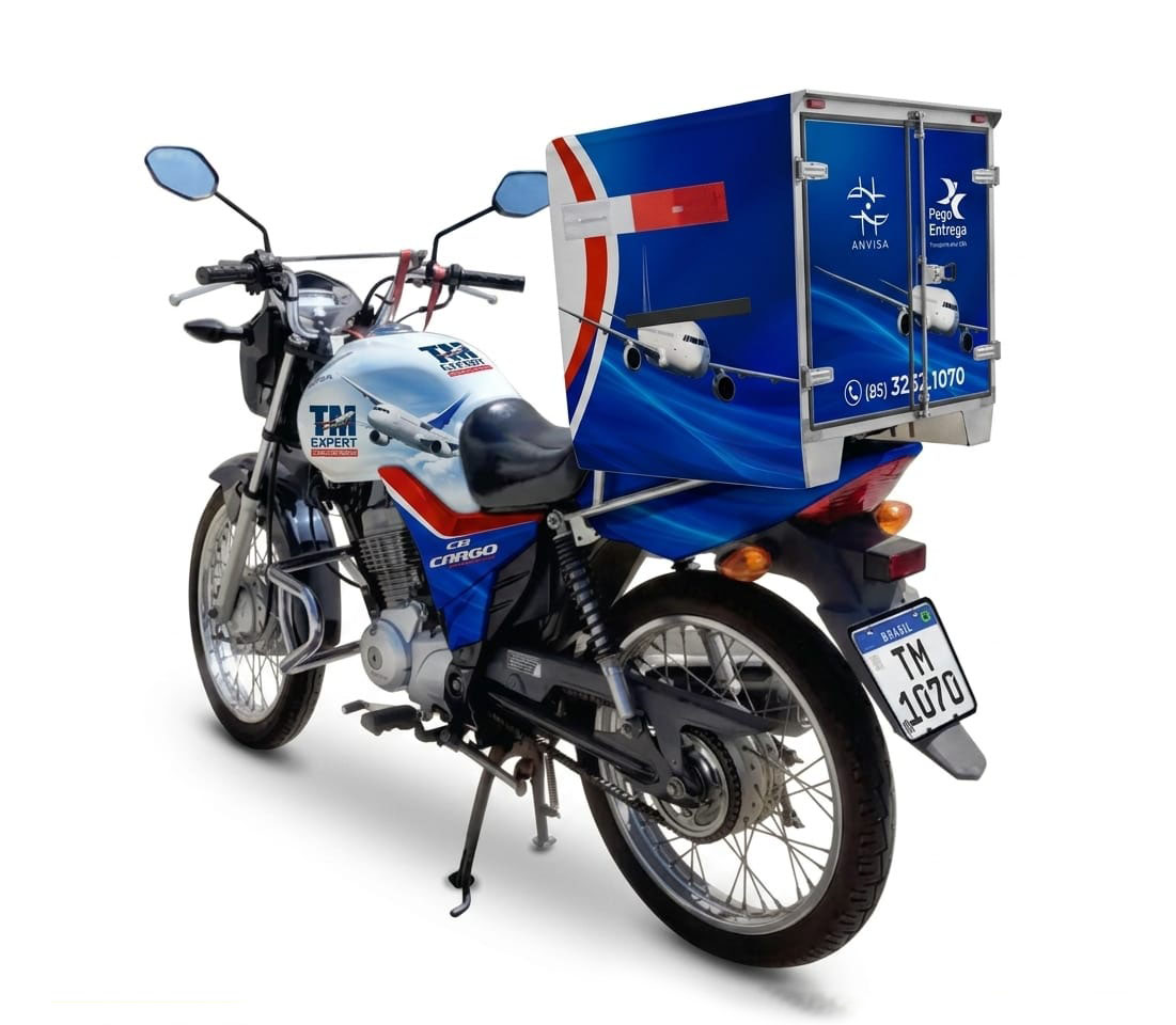 Moto TM Expert com baú para entregas urgentes